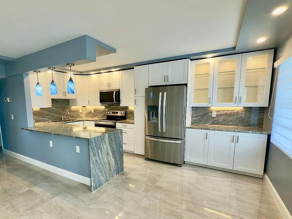 GUILDFORD AT CENTURY VI - Residential
