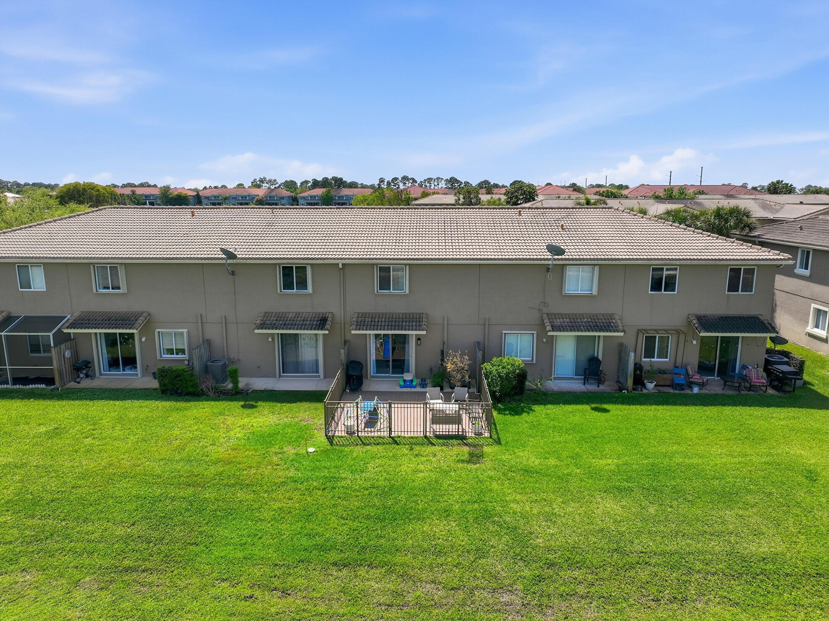 THIRD REPLAT OF PORTOFINO ISLES - Residential