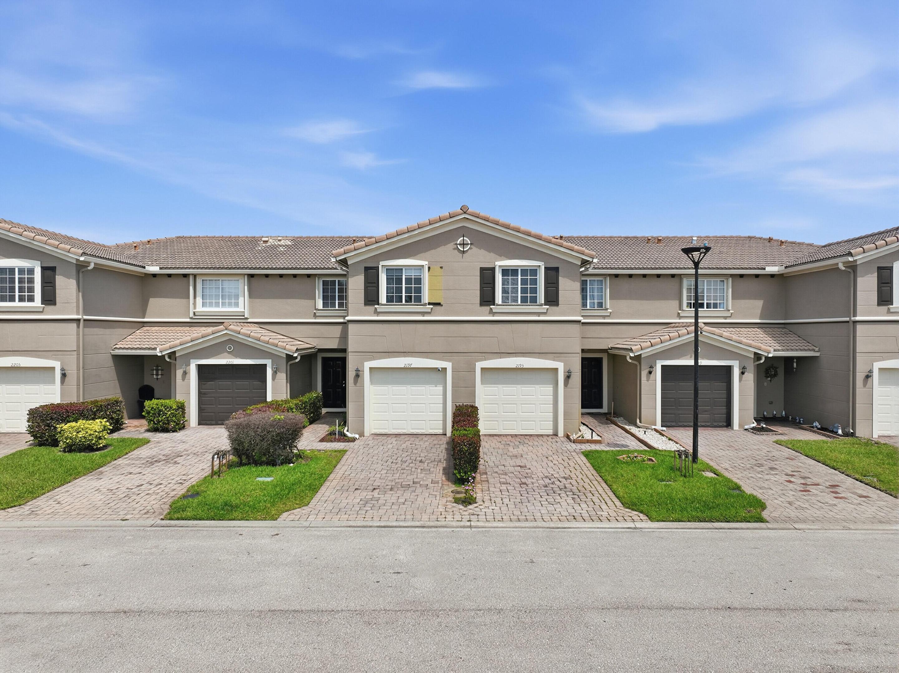 THIRD REPLAT OF PORTOFINO ISLES - Residential