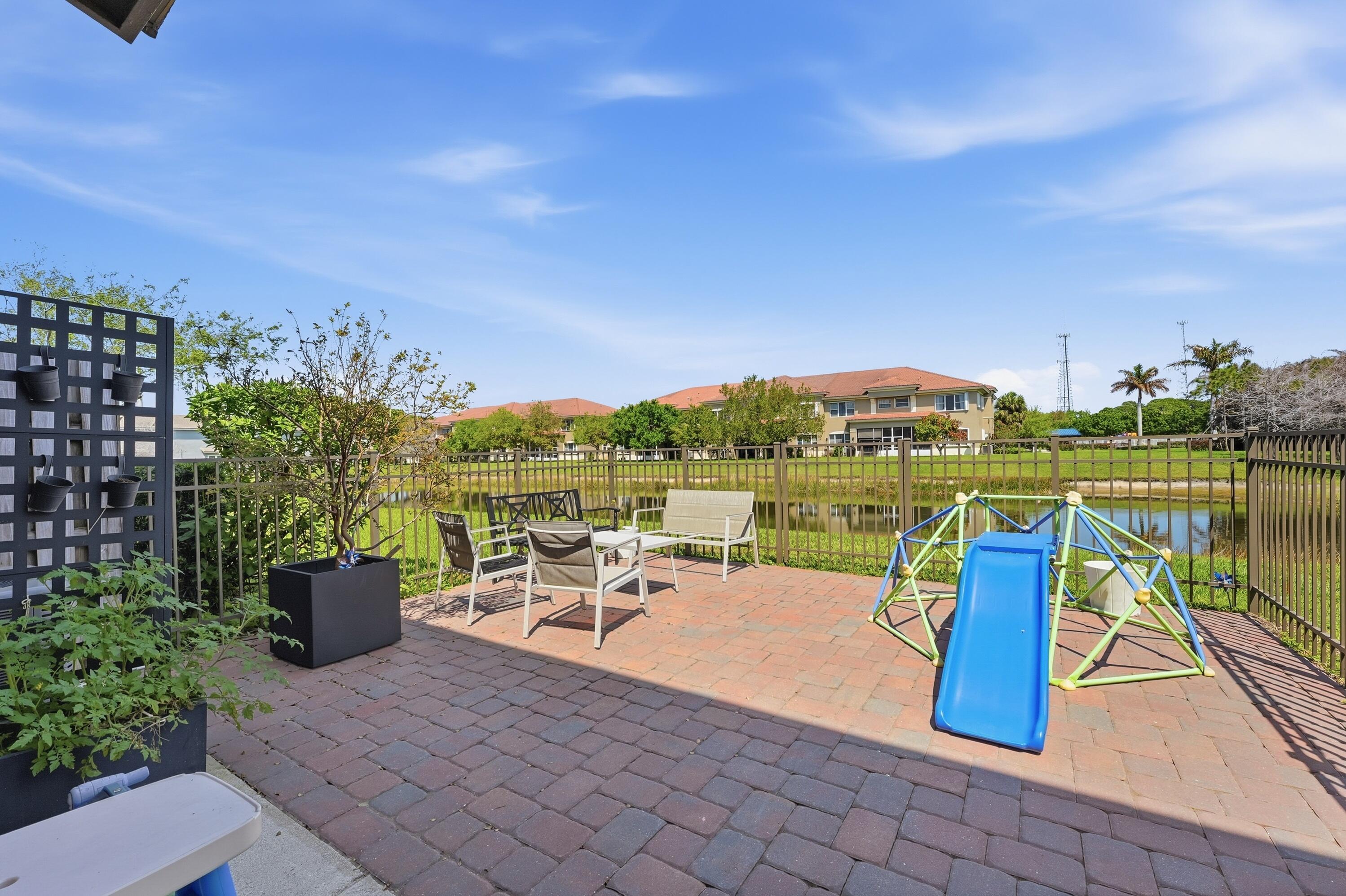 THIRD REPLAT OF PORTOFINO ISLES - Residential