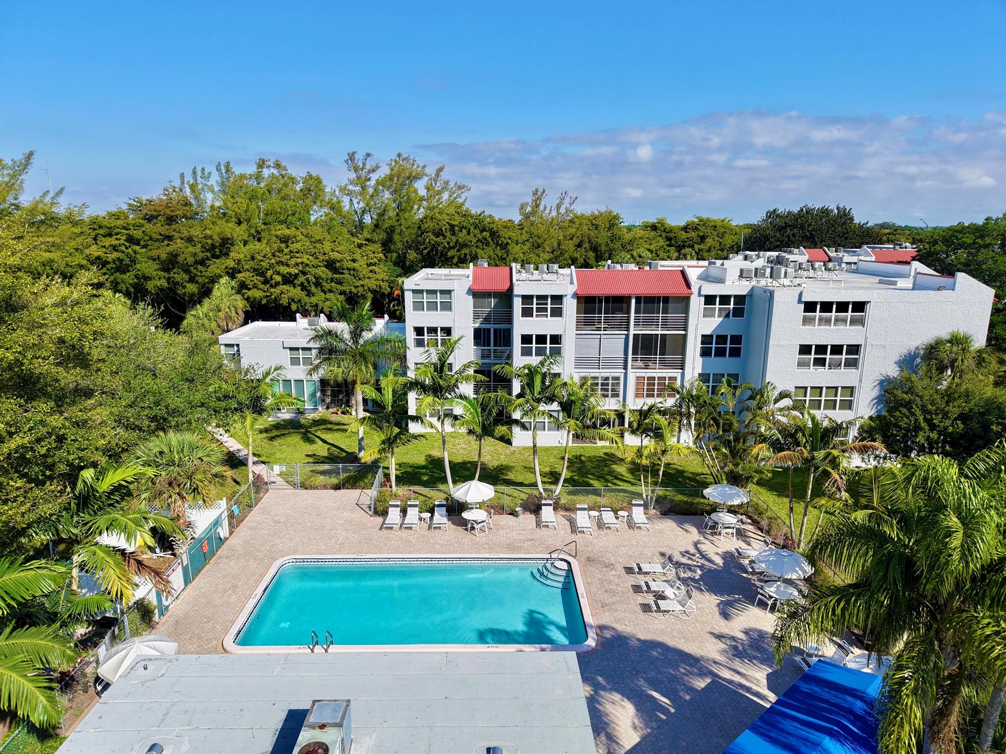 9421 Evergreen Place 404
