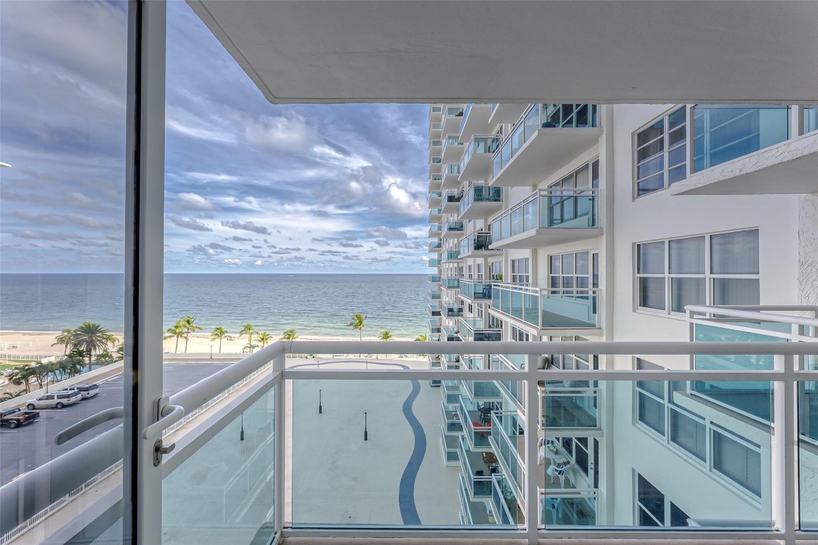 Playa Del Mar Condominium - Residential