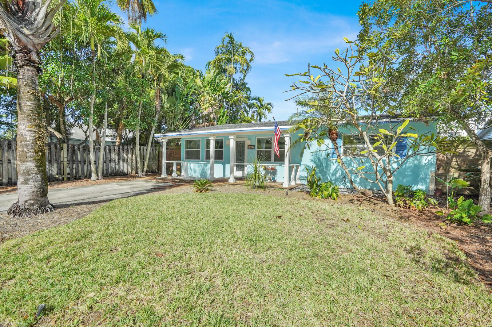 PINEWOOD PLACE / Tarpon R - Residential Lease