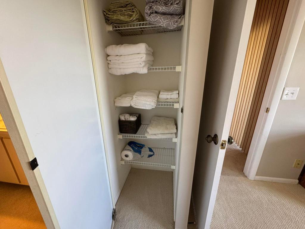 SABAL RIDGE CONDO - Residential Lease