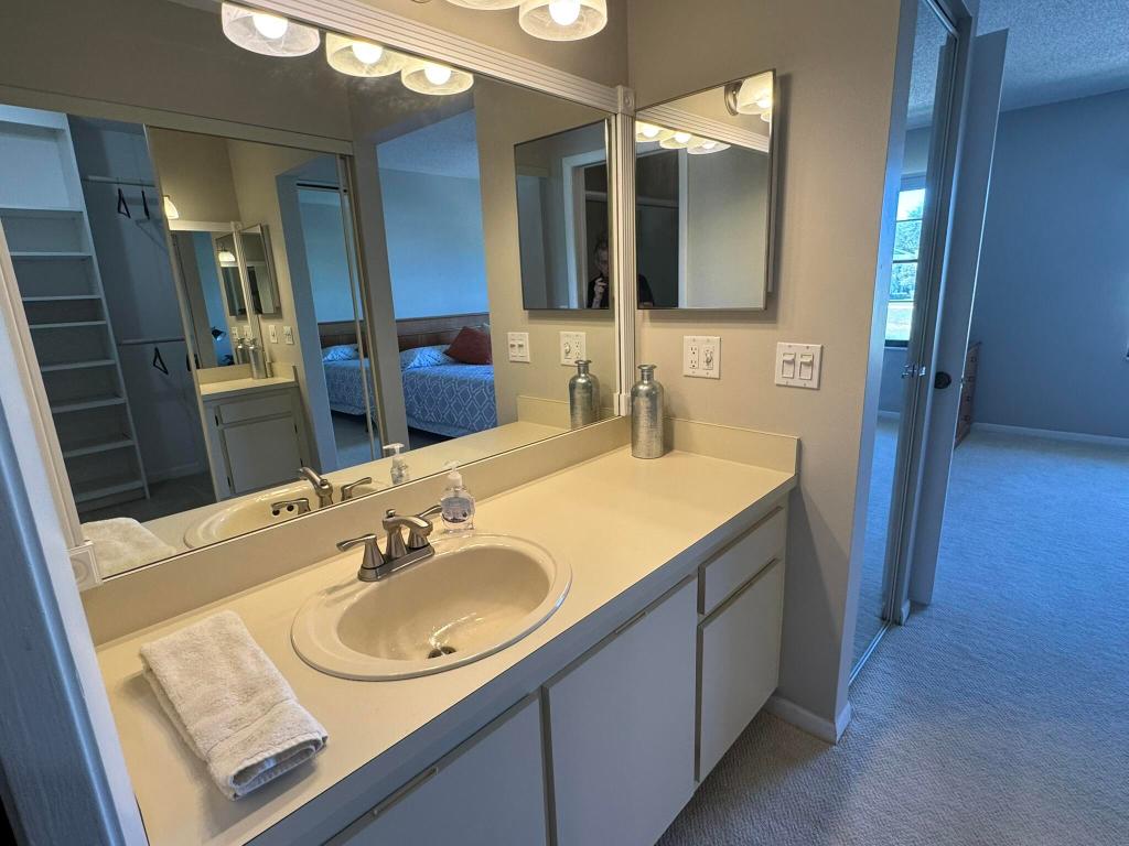 SABAL RIDGE CONDO - Residential Lease