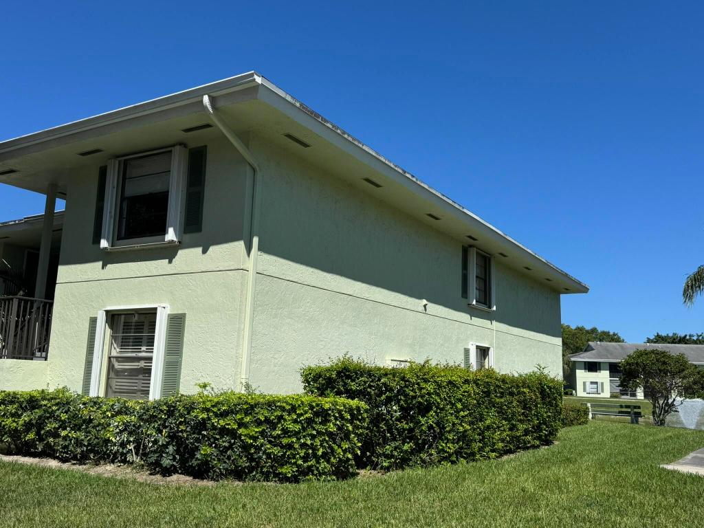 SABAL RIDGE CONDO - Residential Lease