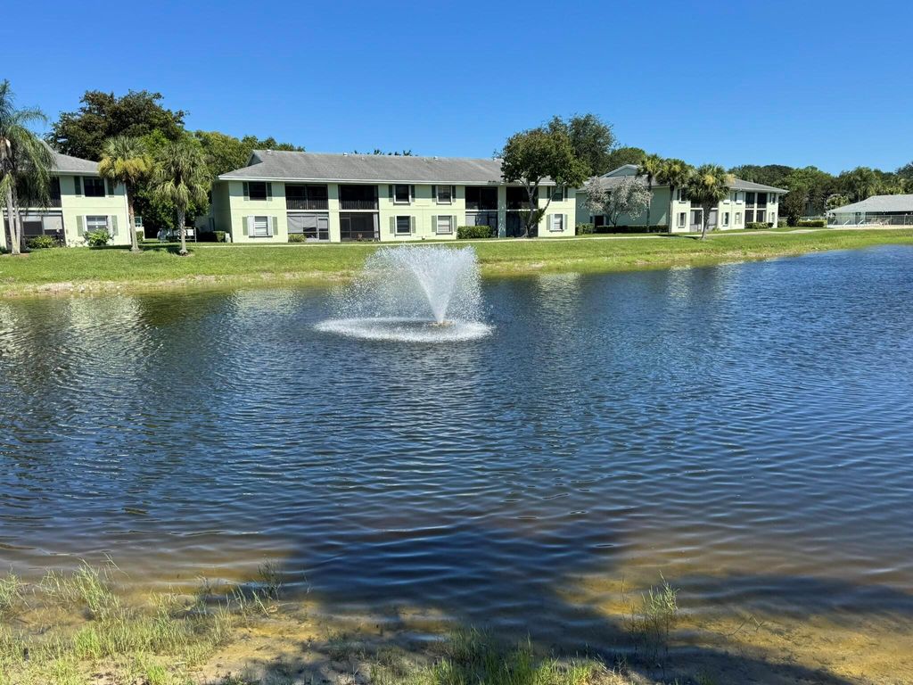 Photo of 801 Sabal Ridge Circle #H, Palm Beach Gardens, FL 33418 (MLS # R11110661)