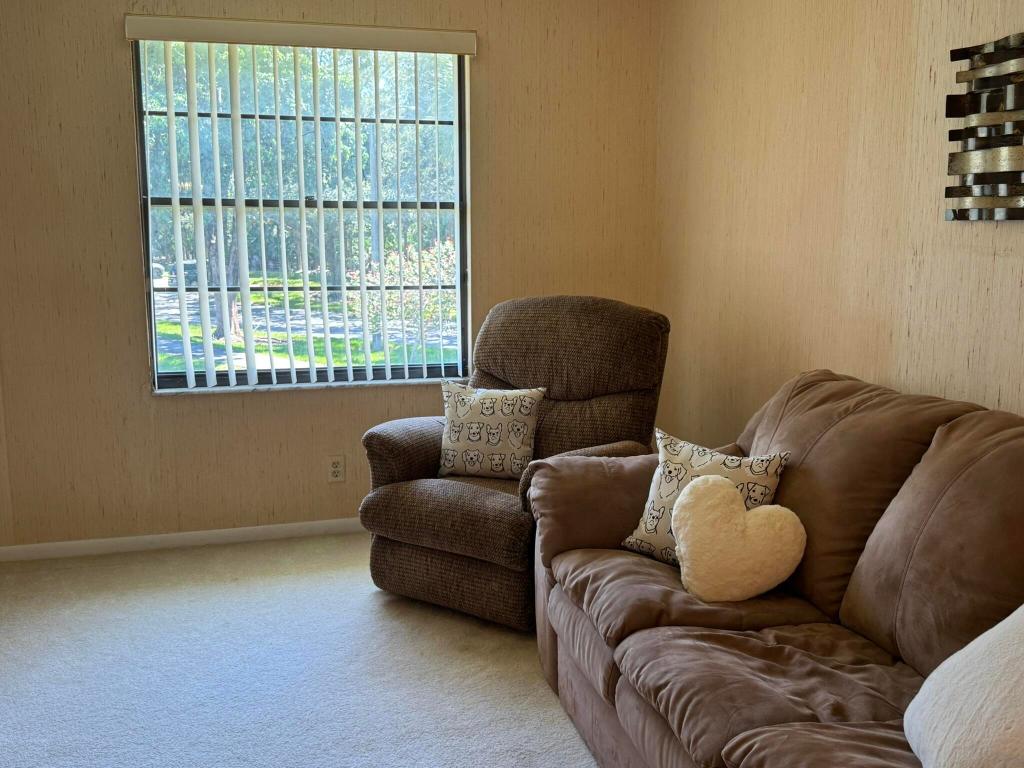 SABAL RIDGE CONDO - Residential Lease