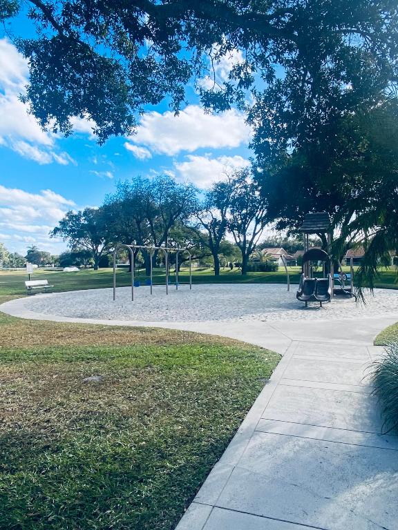 VILLAGE OF SANDALWOOD LAKES SO - Residential