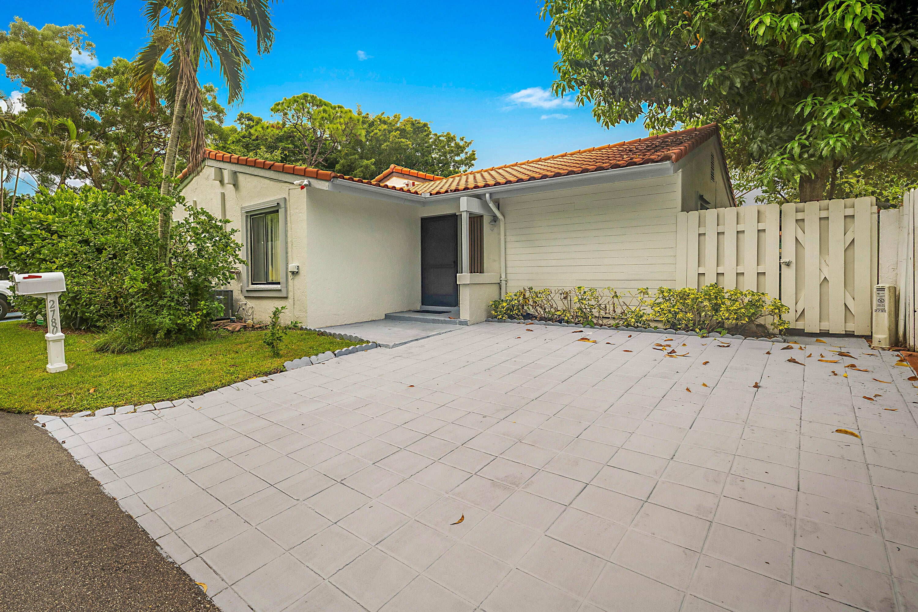 2780 NORFOLK PINE Court