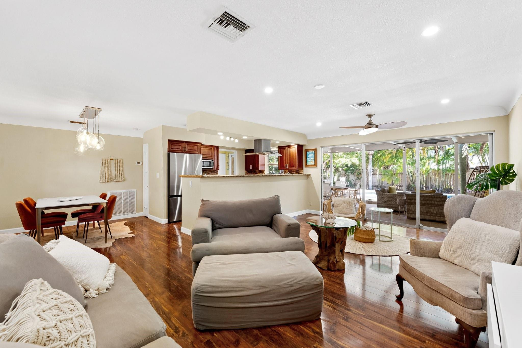 COVE 4TH SEC - Residential