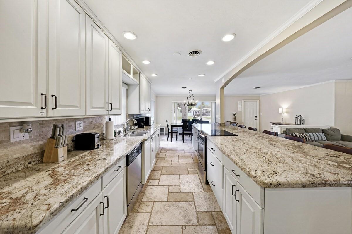 BABCO HEIGHTS - Residential