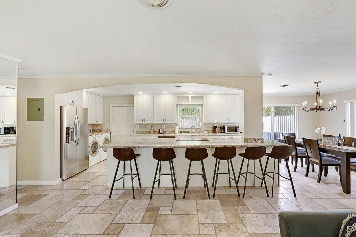 332 NW 26th Ct