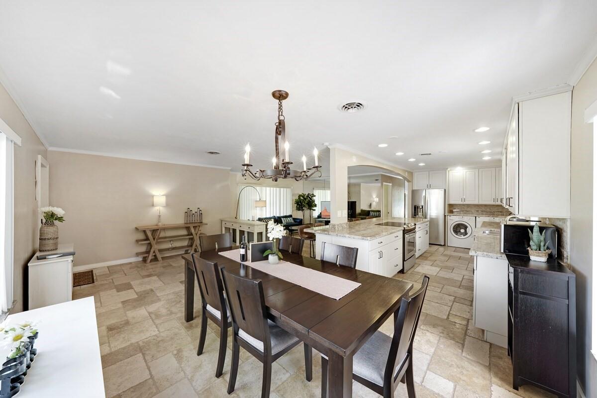 332 NW 26th Ct