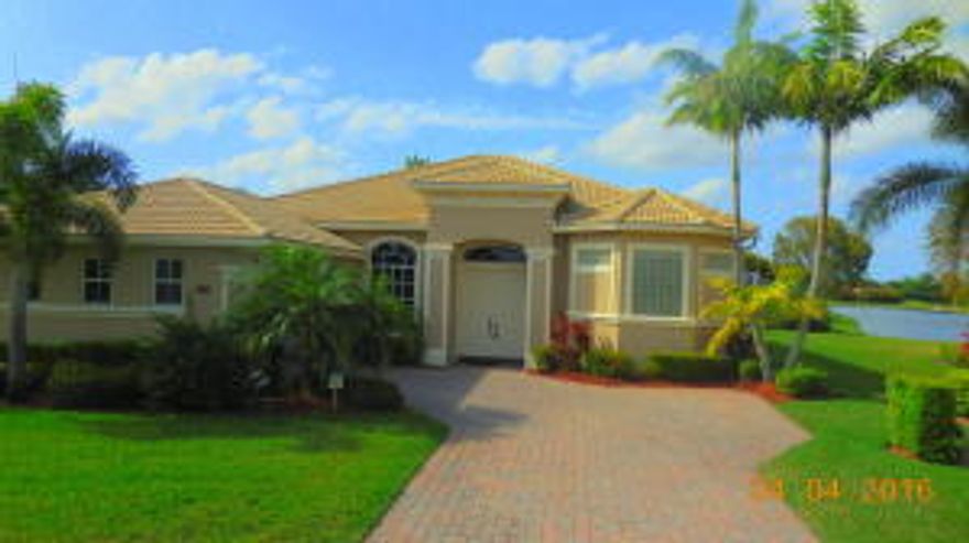 BEAUTIFUL HOME LOCATED IN BAYWINDS ESTATES. THIS WONDERFUL HOME HAS 3 BEDROOMS AND 3 FULL BATHS. THE MASTER BEDROOM FEATURES SEATING AREA AND HIS AND HERS WALKING CLOSETS,3RD BEDROOM COULD POSSIBLY BE ANOTHER MASTER BEDROOM WITH ITS OWN BATHROOM. LARGE SCREEN PATIO.  BEAUTIFUL CLUBHOUSE WITH 2 POOLS AND TENNIS COURTS.CUL-DE-SAC LOCATION ON A CORNER LOT.