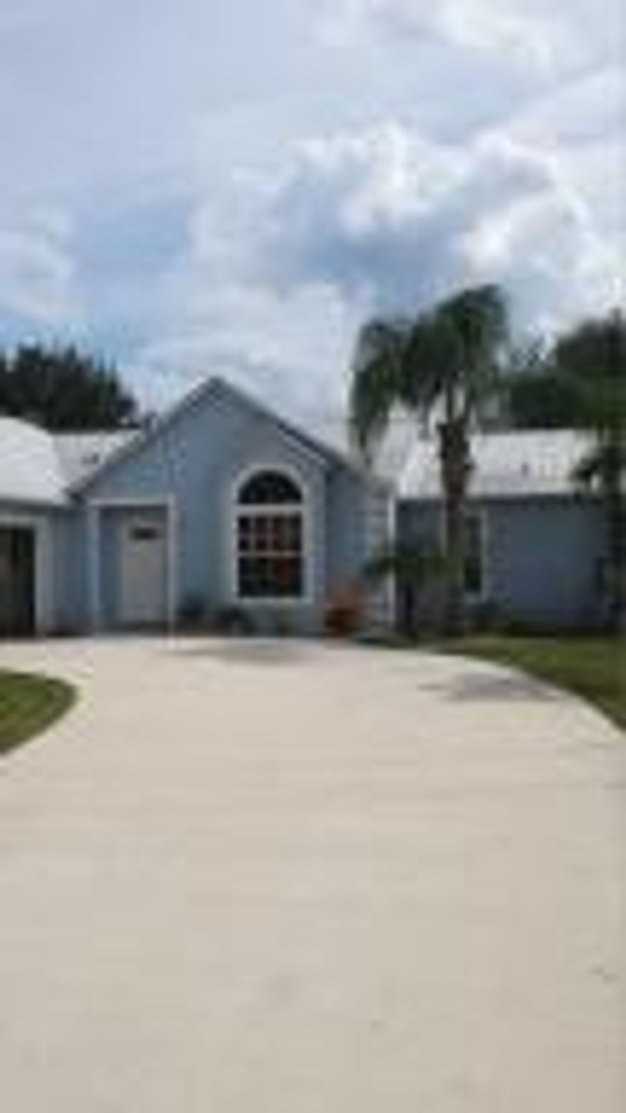 Beautiful pool home in wonderful neighborhood view of the waterway nice landscaping around home.Large walk in closets and Huge screened pool enclosurePride of ownership shows