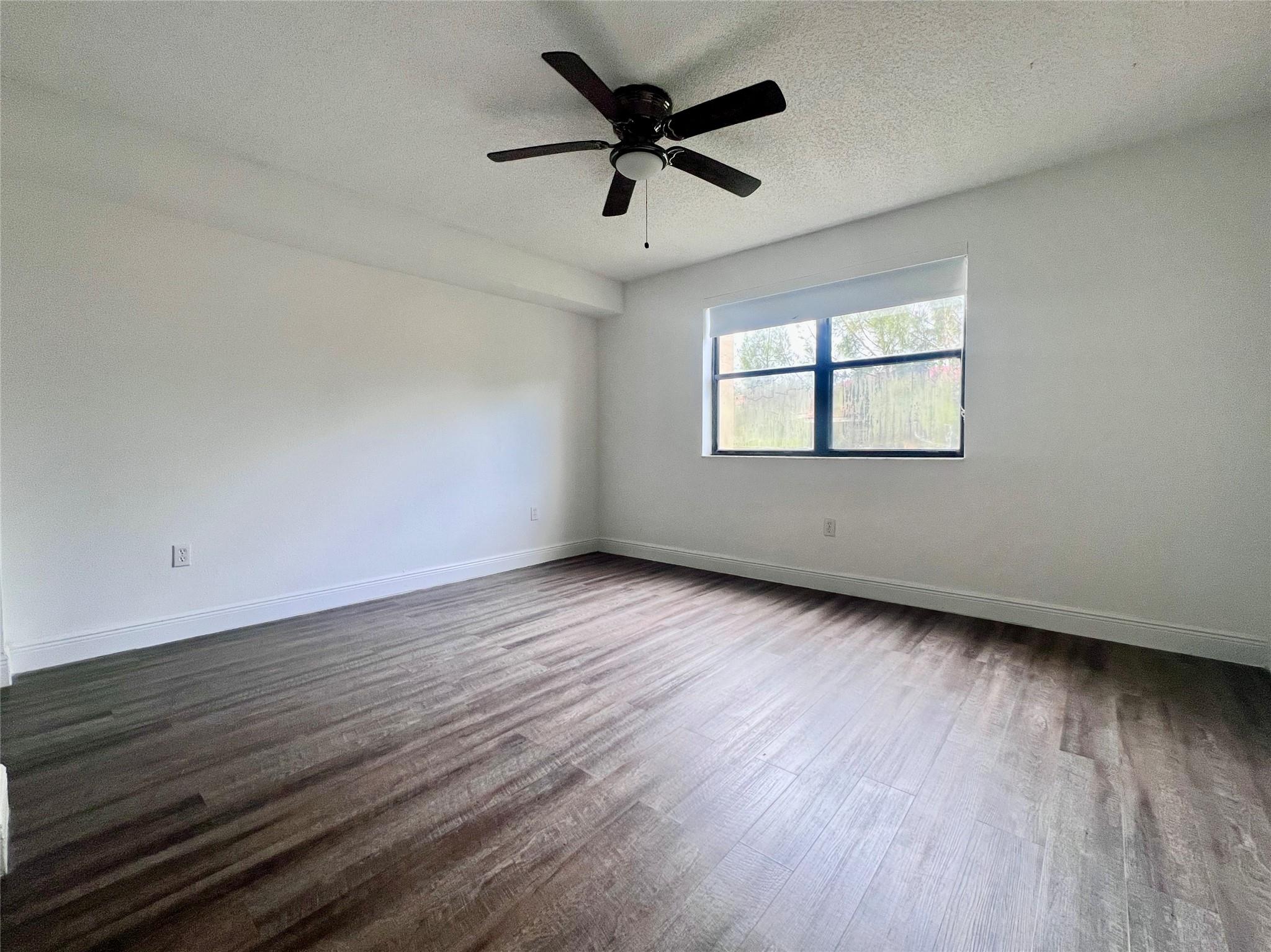 Royalton on the Green - Residential Lease