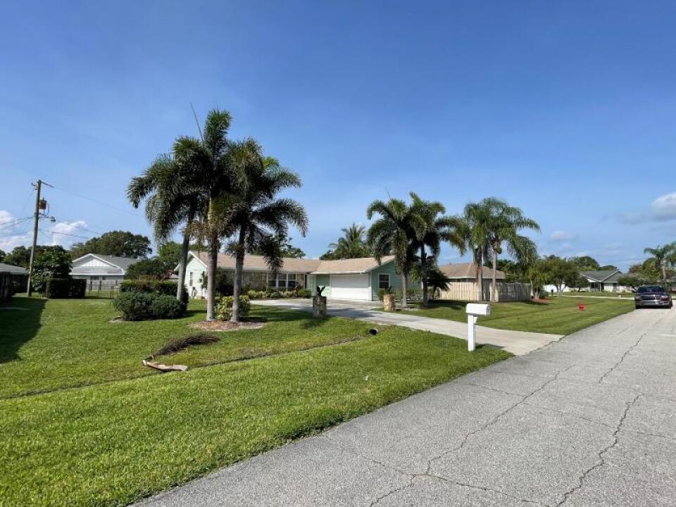 PORT ST LUCIE SECTION 29 - Residential