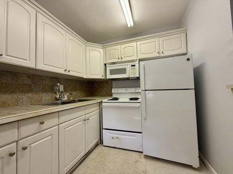 165 Waltham G West Palm Beach FL 33417