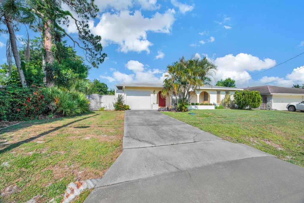 Photo of 227 Olive Avenue, Port Saint Lucie, FL 34952 (MLS # R11093349)