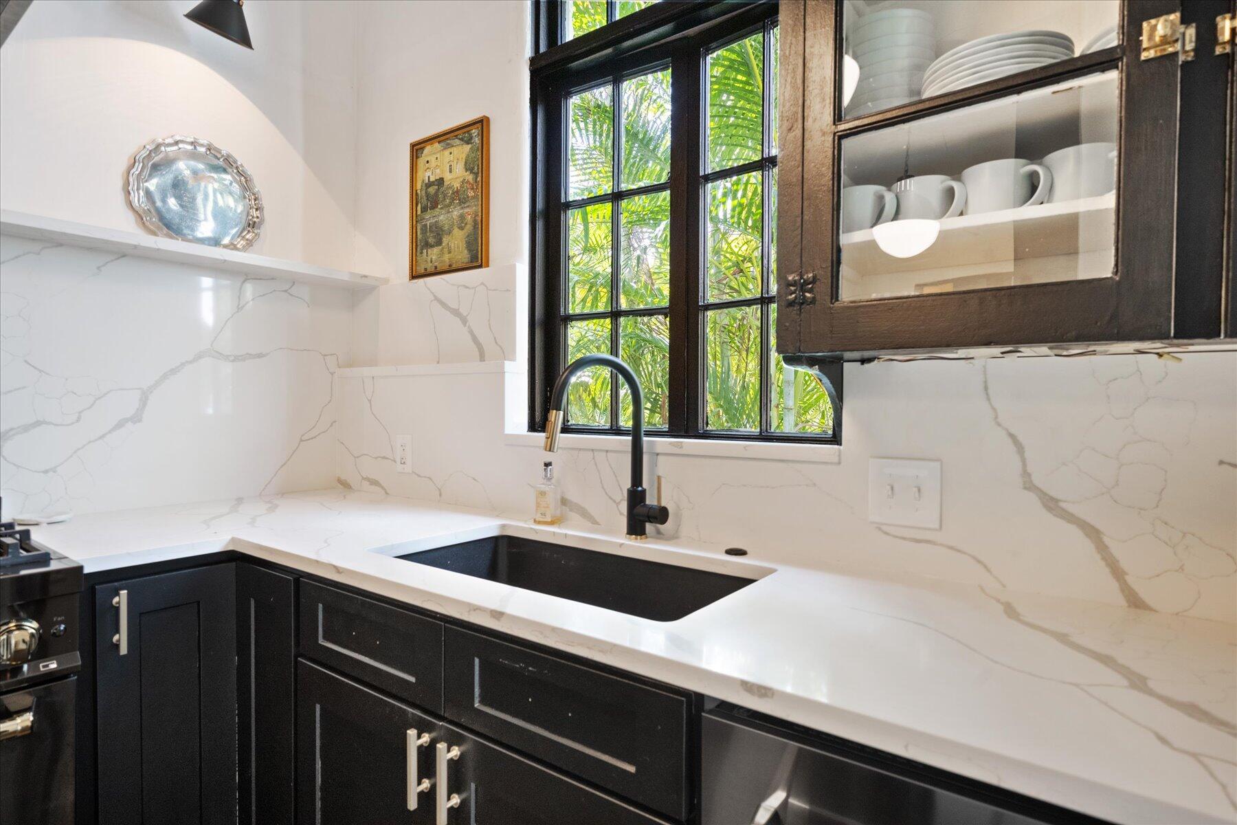 NORTH SHORE TERRACE PL NO - Residential