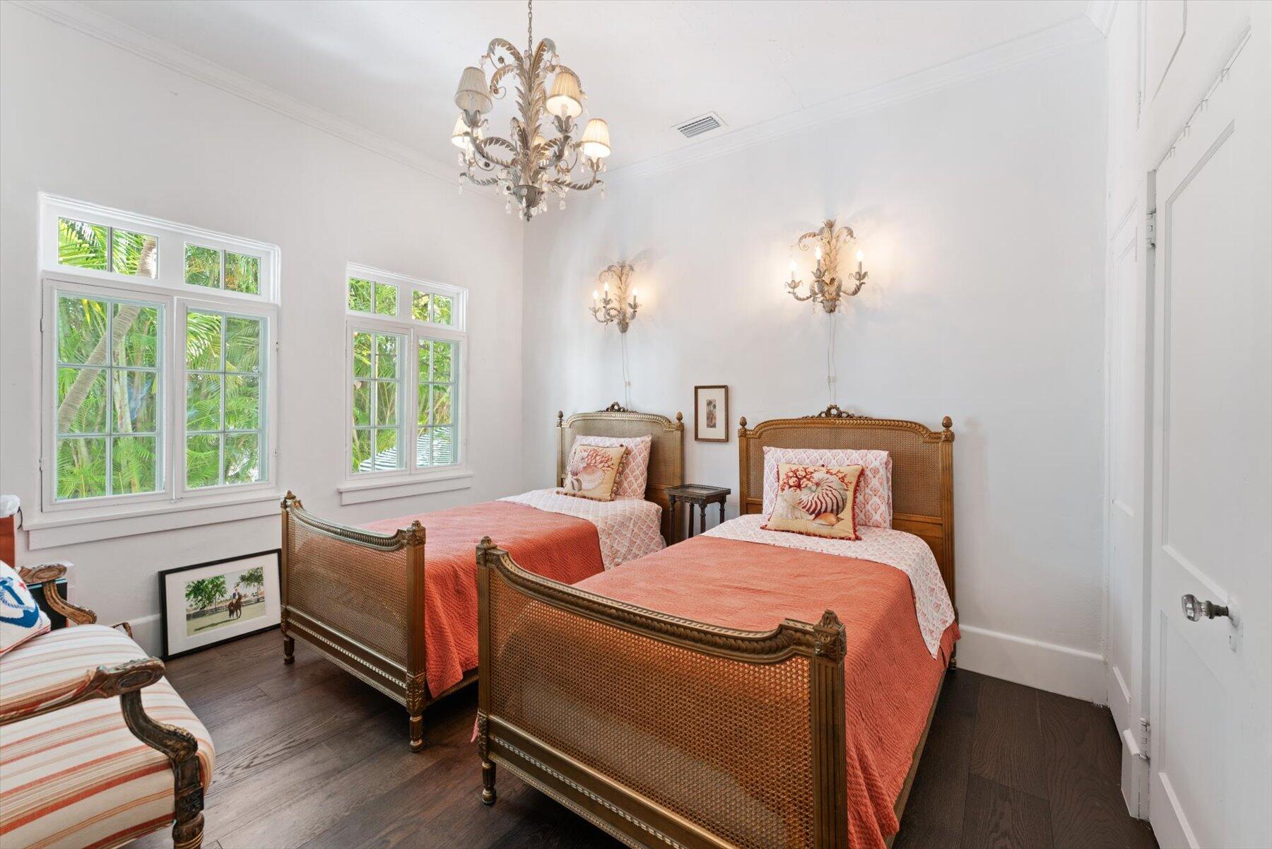 NORTH SHORE TERRACE PL NO - Residential