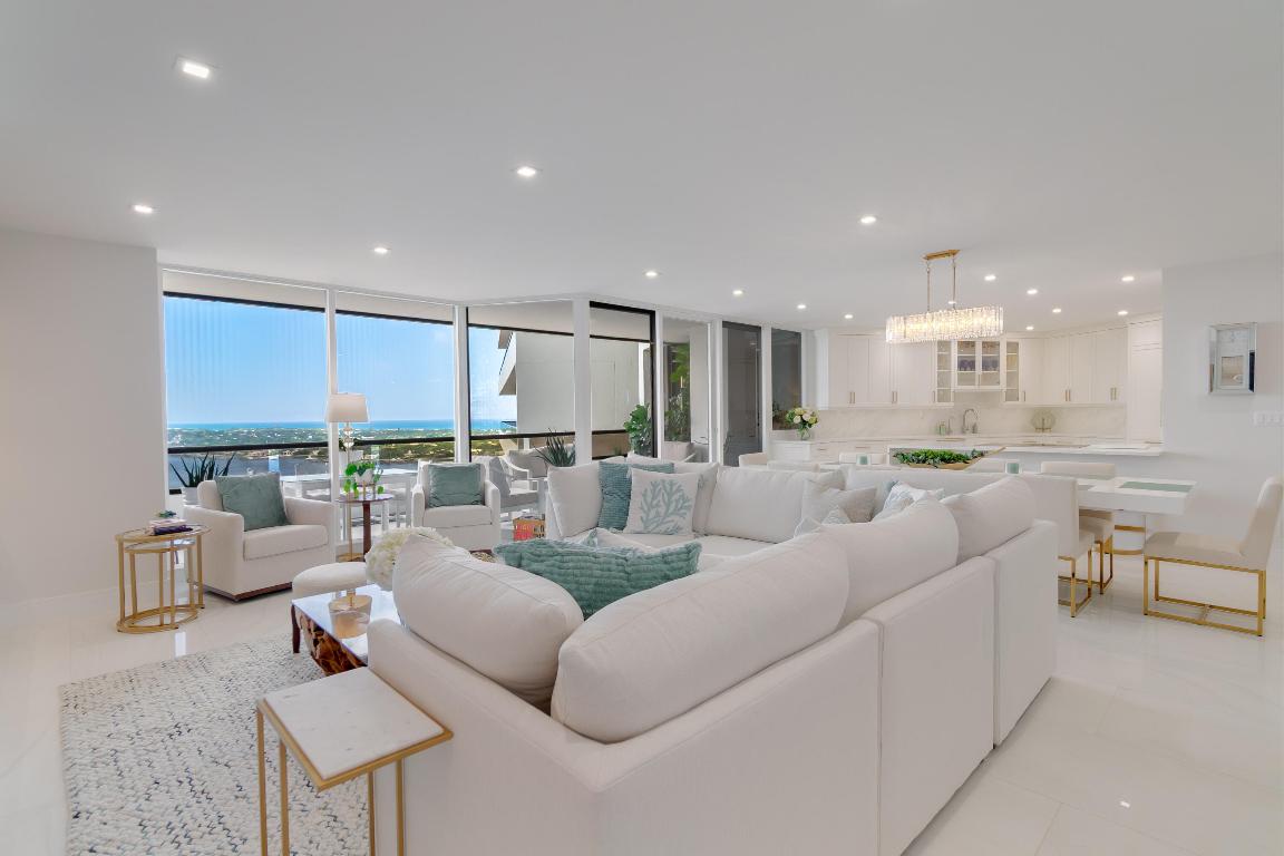 OLD PORT COVE LAKE POINT TOWER CONDO - Residential