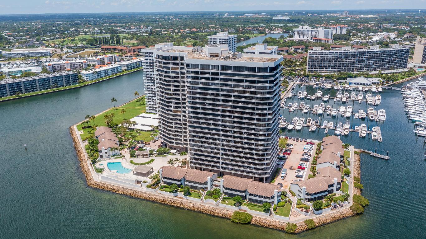 OLD PORT COVE LAKE POINT TOWER CONDO - Residential