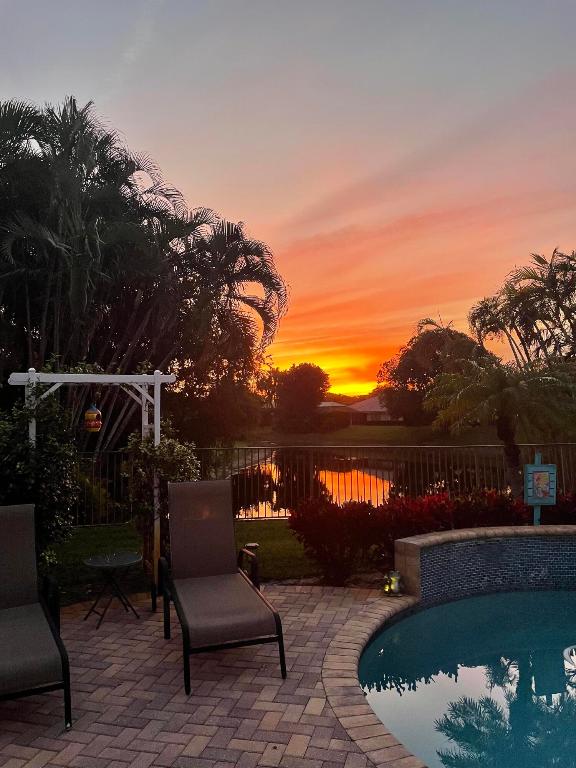 DELRAY DUNES - Residential