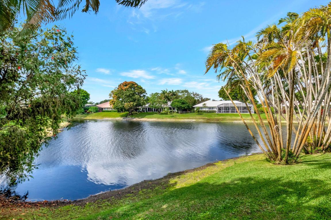 DELRAY DUNES - Residential