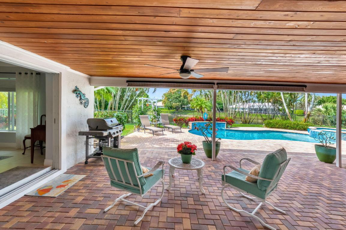 DELRAY DUNES - Residential