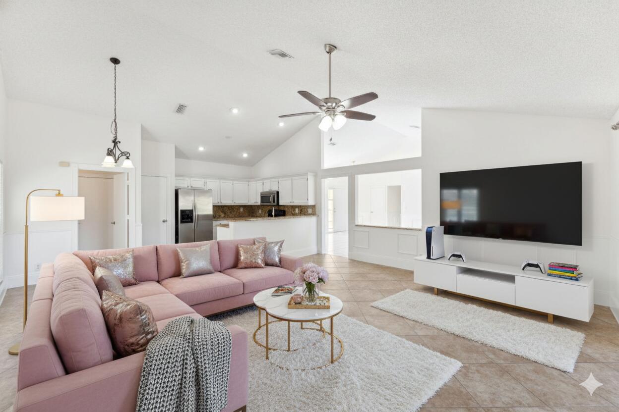 SABAL LAKES PH 1 - Residential Lease