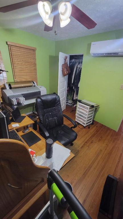 SOUTHWOOD HEIGHTS - Residential