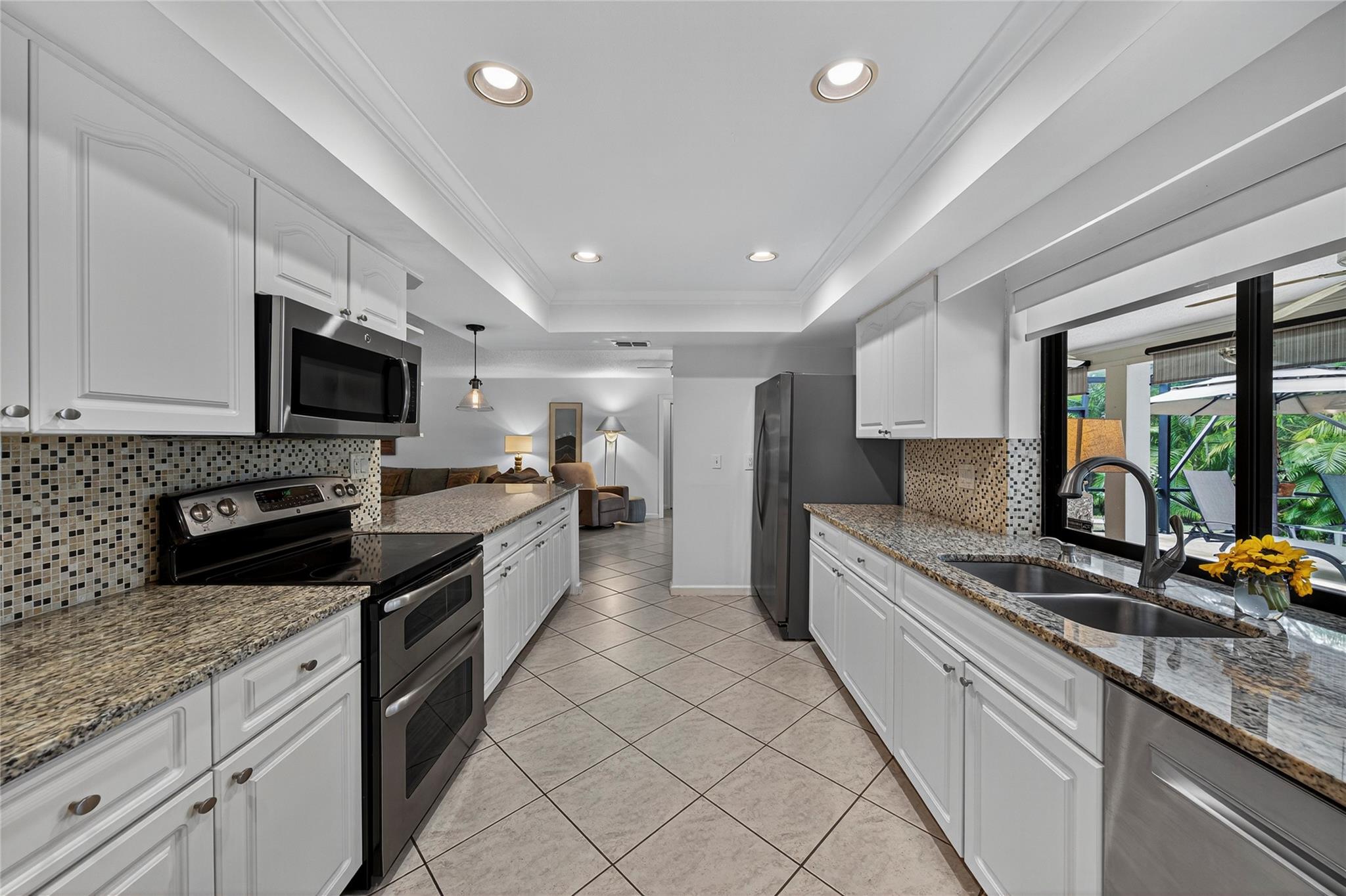 Albert Lakes Garden Unrec - Residential