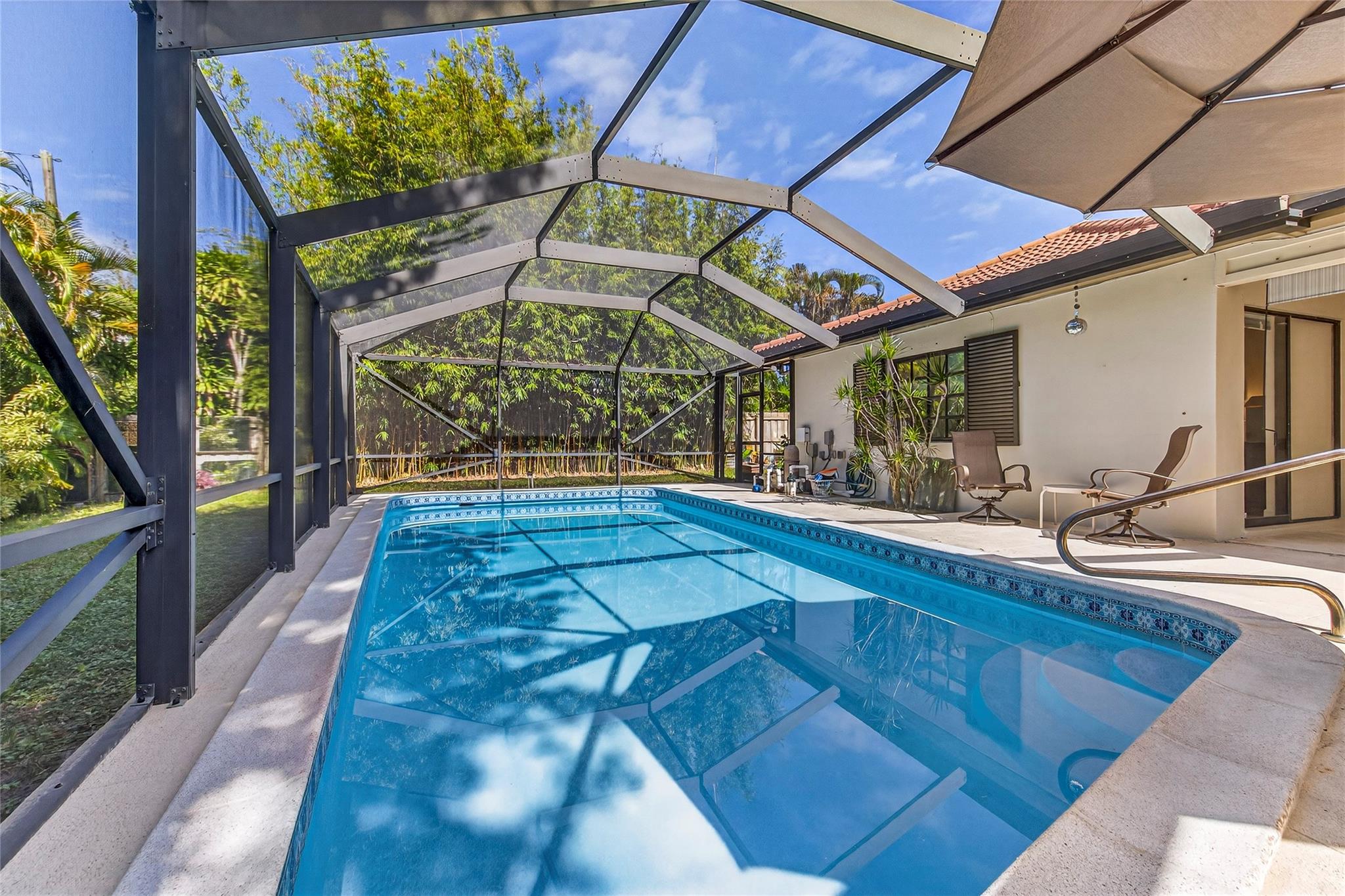 Albert Lakes Garden Unrec - Residential