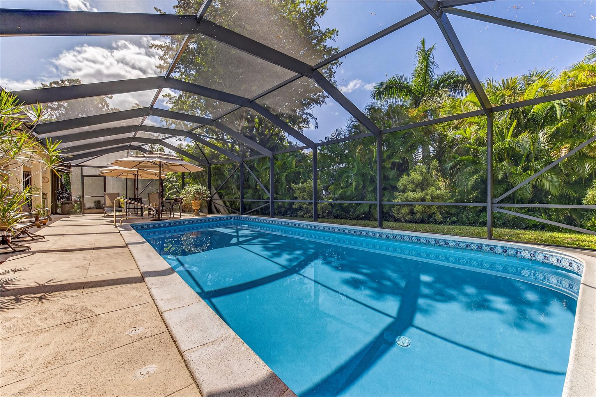 Albert Lakes Garden Unrec - Residential