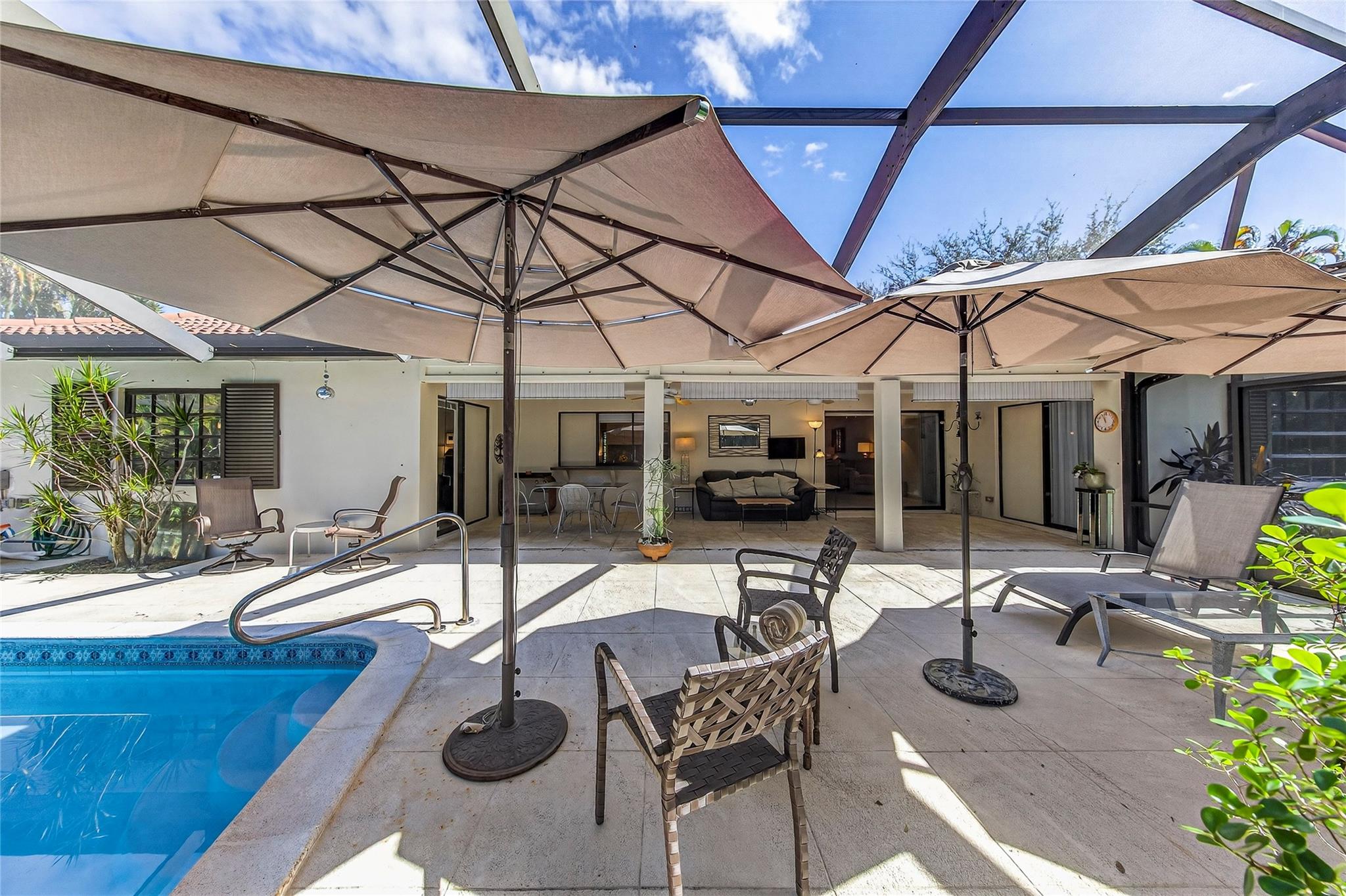 Albert Lakes Garden Unrec - Residential