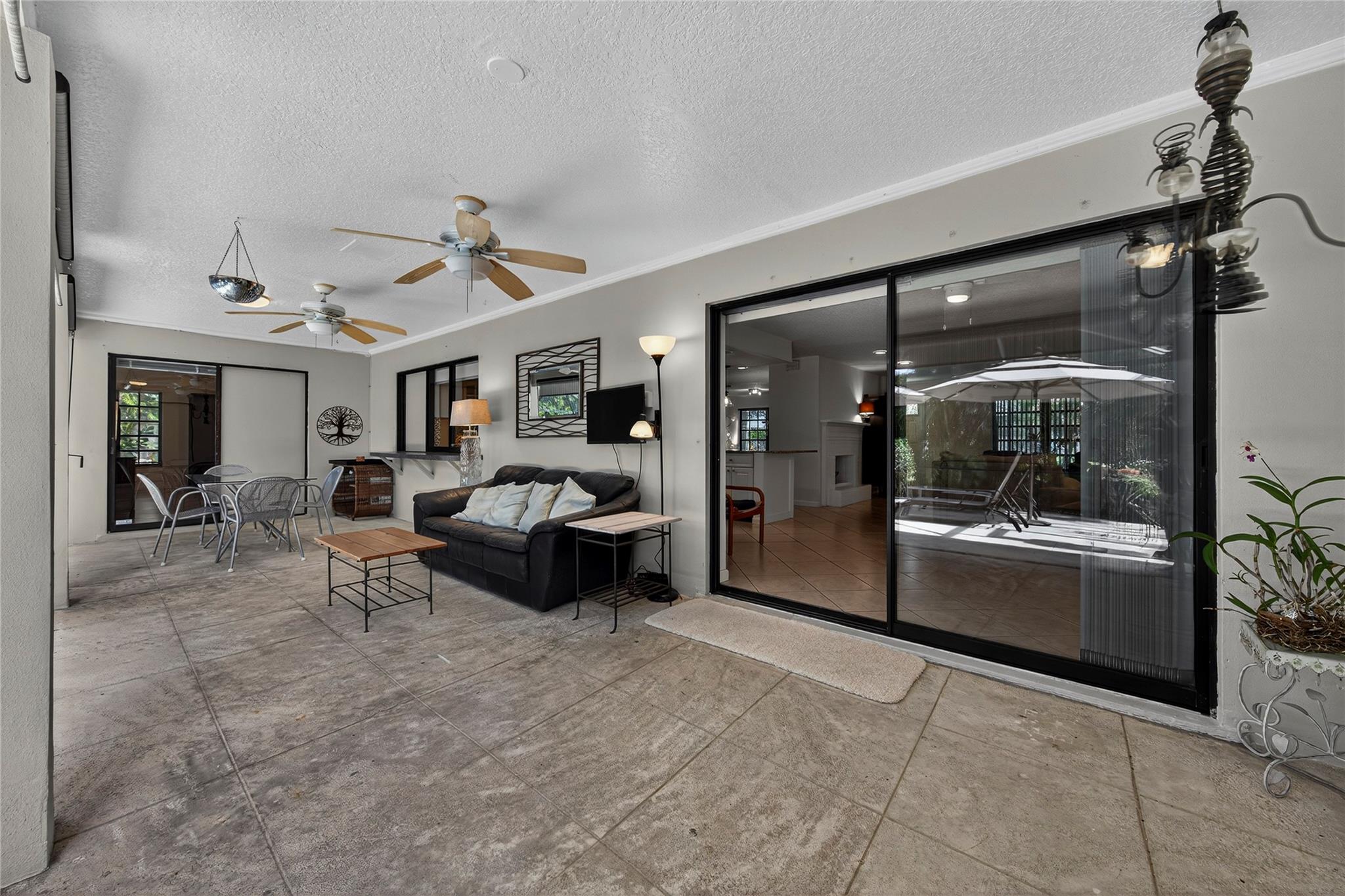 Albert Lakes Garden Unrec - Residential