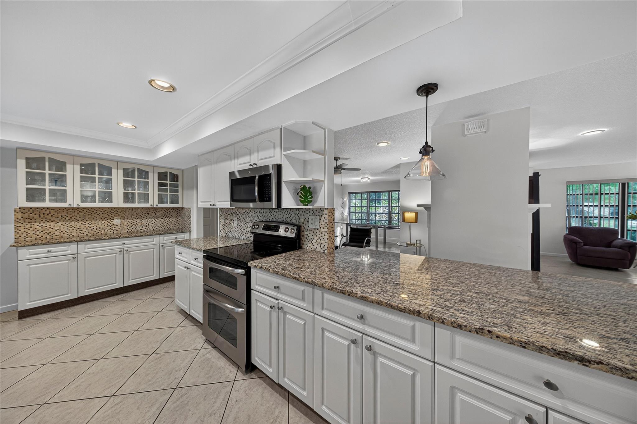 Albert Lakes Garden Unrec - Residential