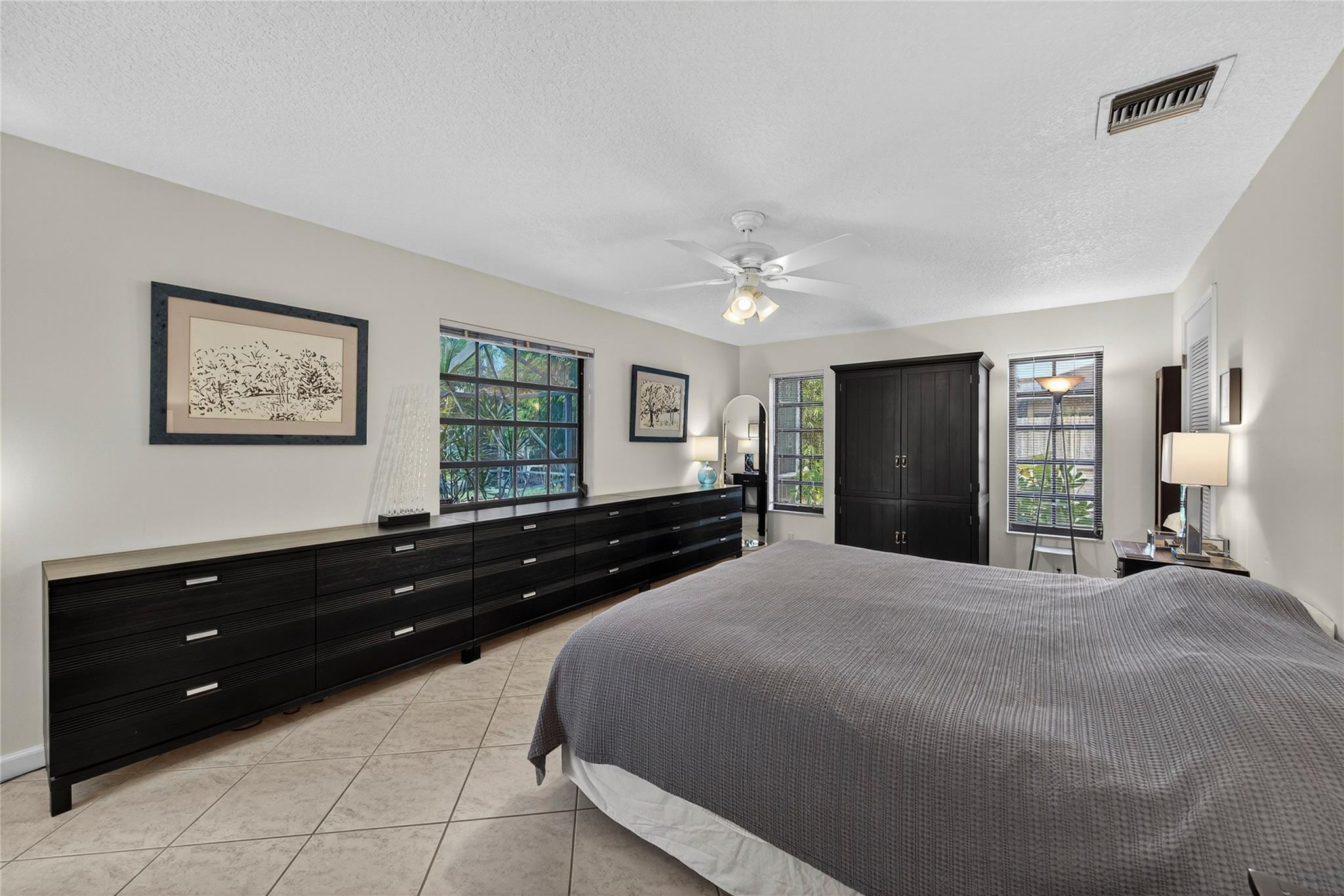 Albert Lakes Garden Unrec - Residential