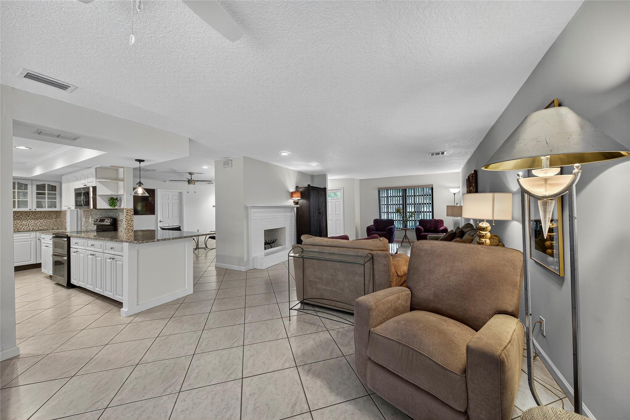 Albert Lakes Garden Unrec - Residential