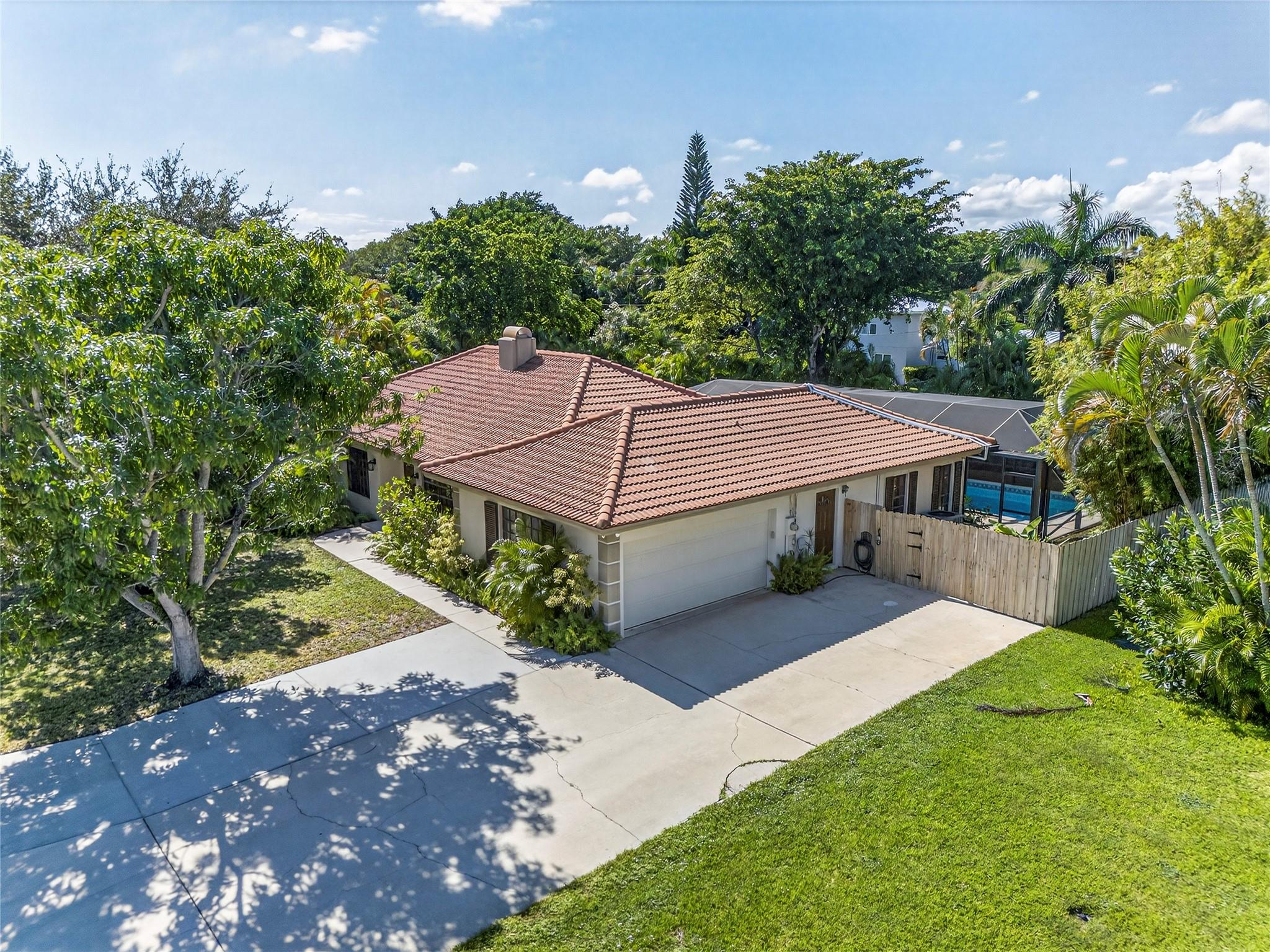 Albert Lakes Garden Unrec - Residential