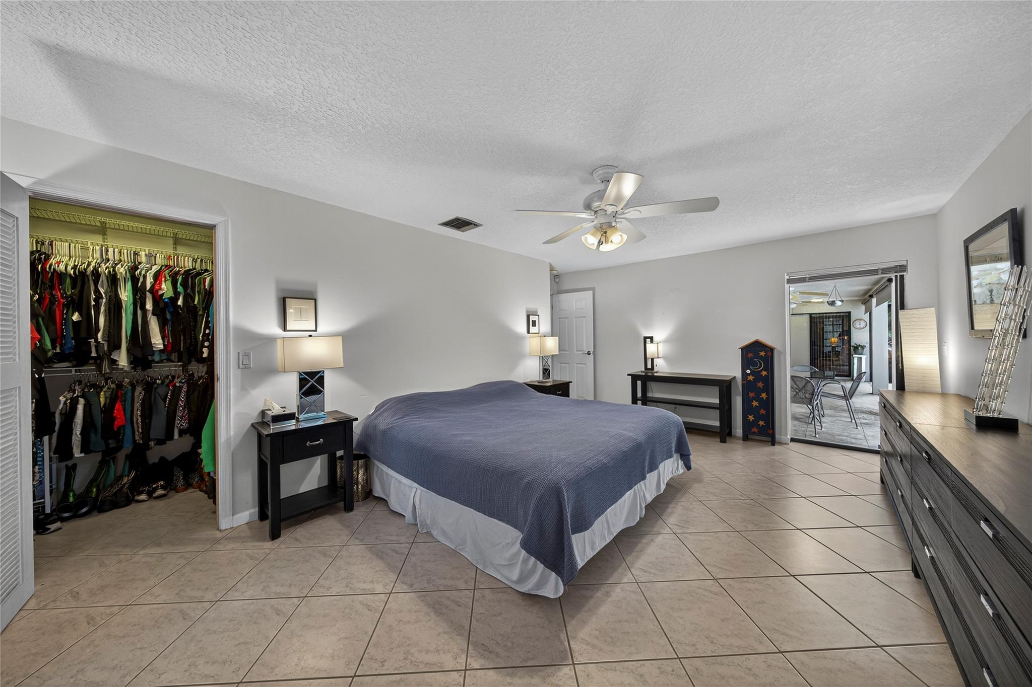 Albert Lakes Garden Unrec - Residential