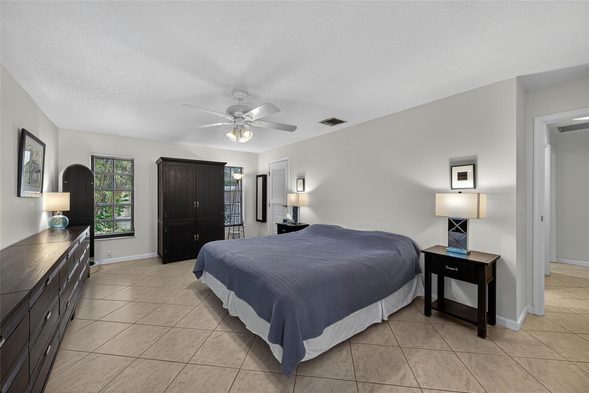 Albert Lakes Garden Unrec - Residential