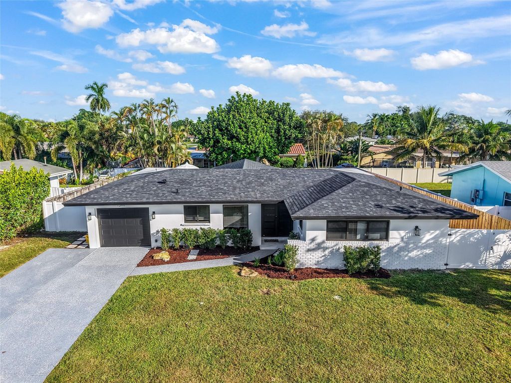 Photo of 1399 W Camino Real Real, Boca Raton, FL 33486 (MLS # F10533112)