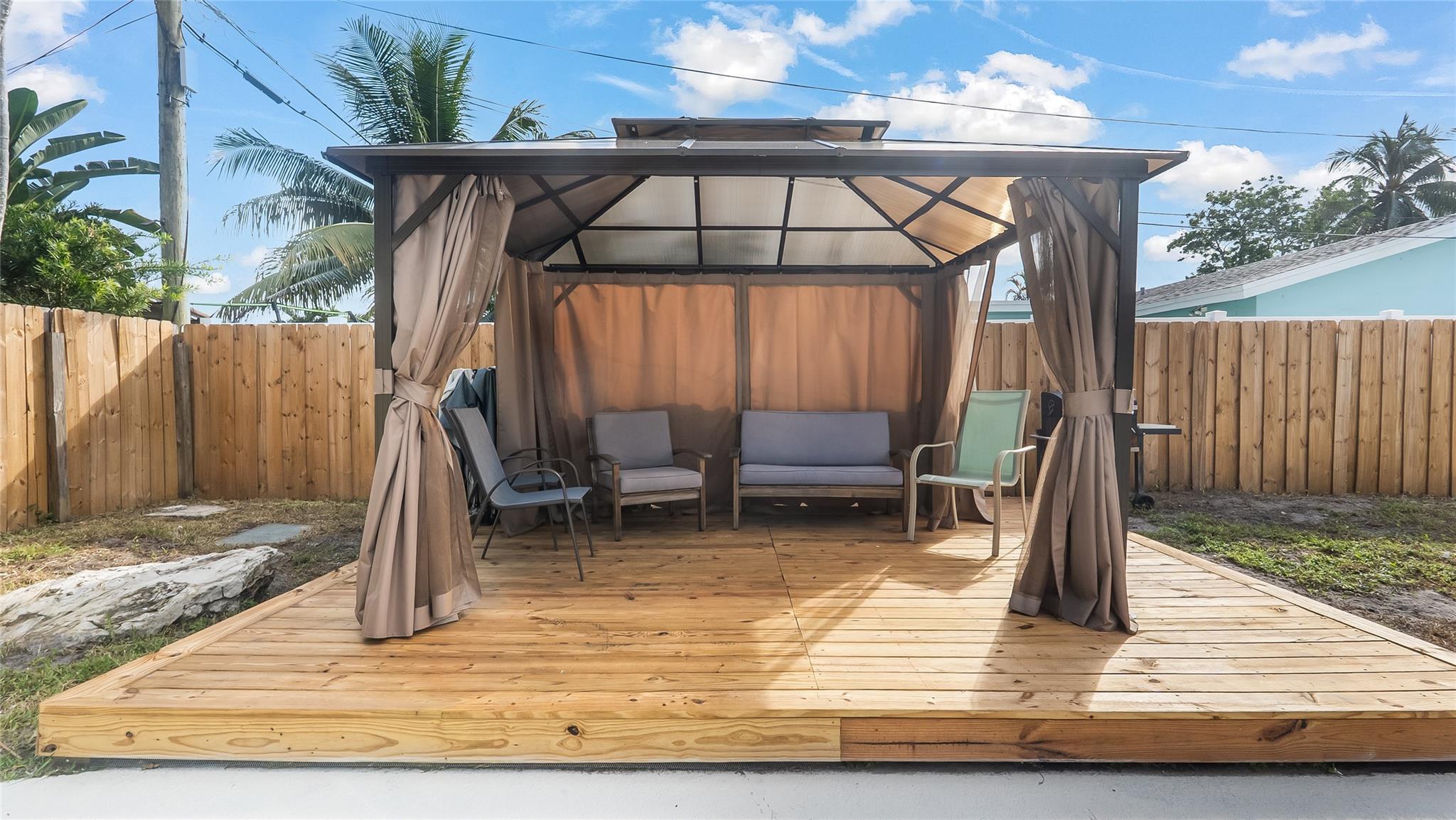 Boca Raton Square Unit 04 - Residential