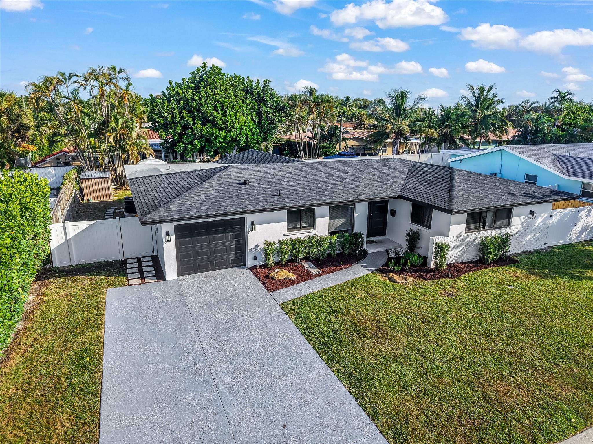 Boca Raton Square Unit 04 - Residential