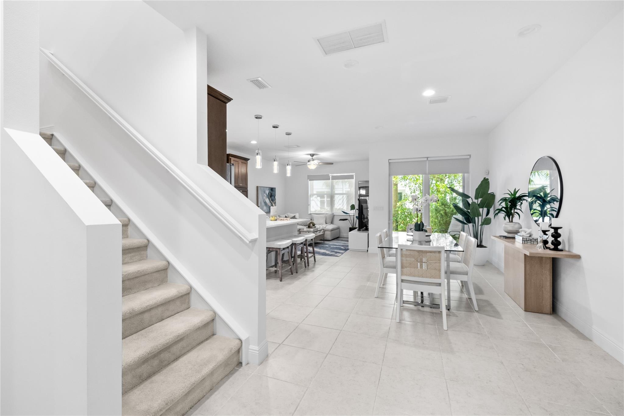 1823 Sandpiper Point Place 1823