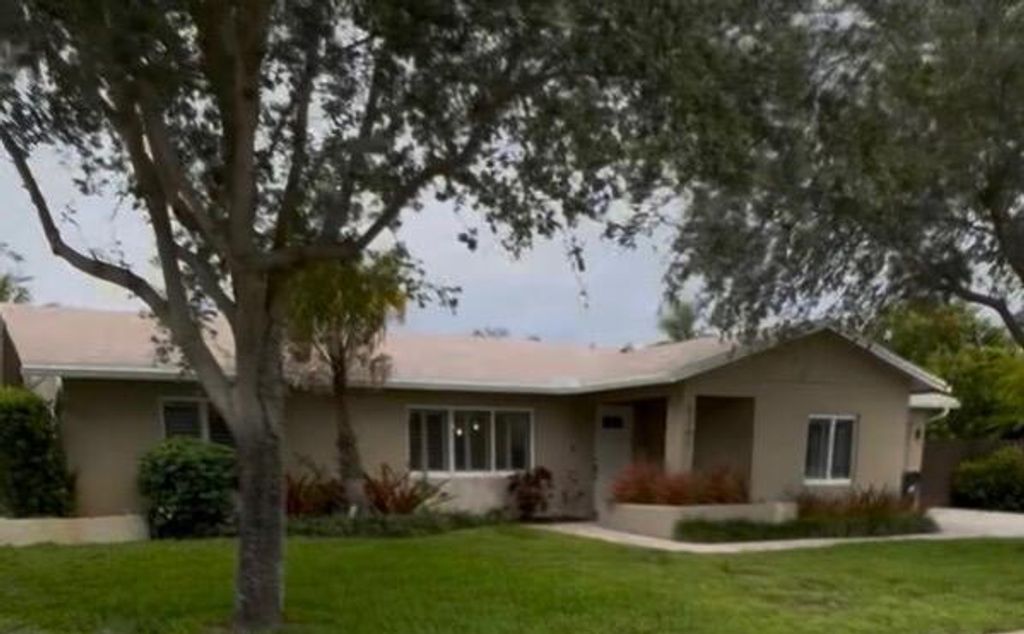 Photo of 6751 NW 27th Avenue, Fort Lauderdale, FL 33309 (MLS # B26002023)