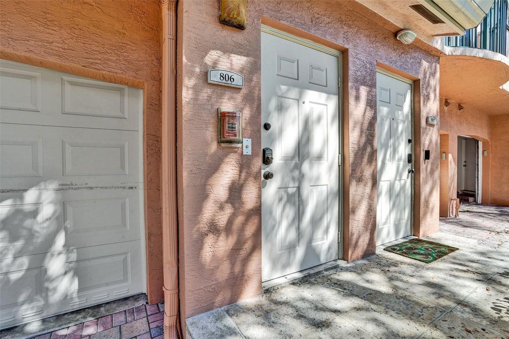 Photo of 2107 SE 10th Ave #806, Fort Lauderdale, FL 33316 (MLS # F10531951)